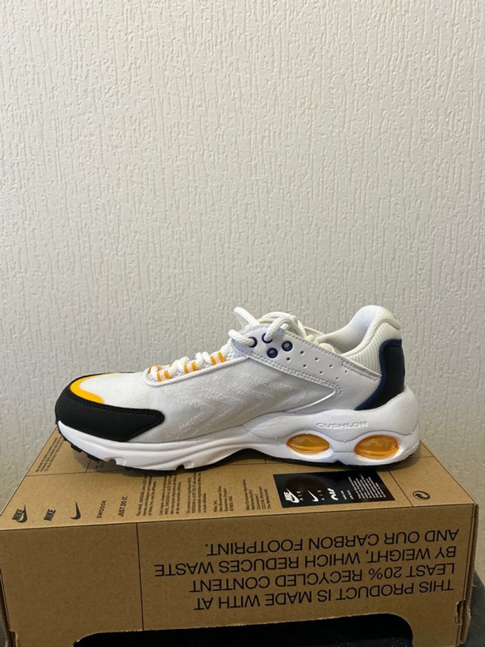 Baskets Nike Air Max TW NN GS 38 - photo numéro 3