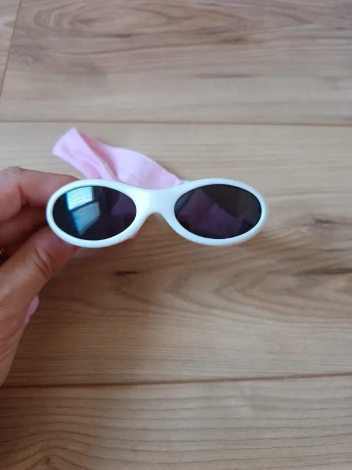 Lunettes de soleil bébé béaba - photo numéro 4