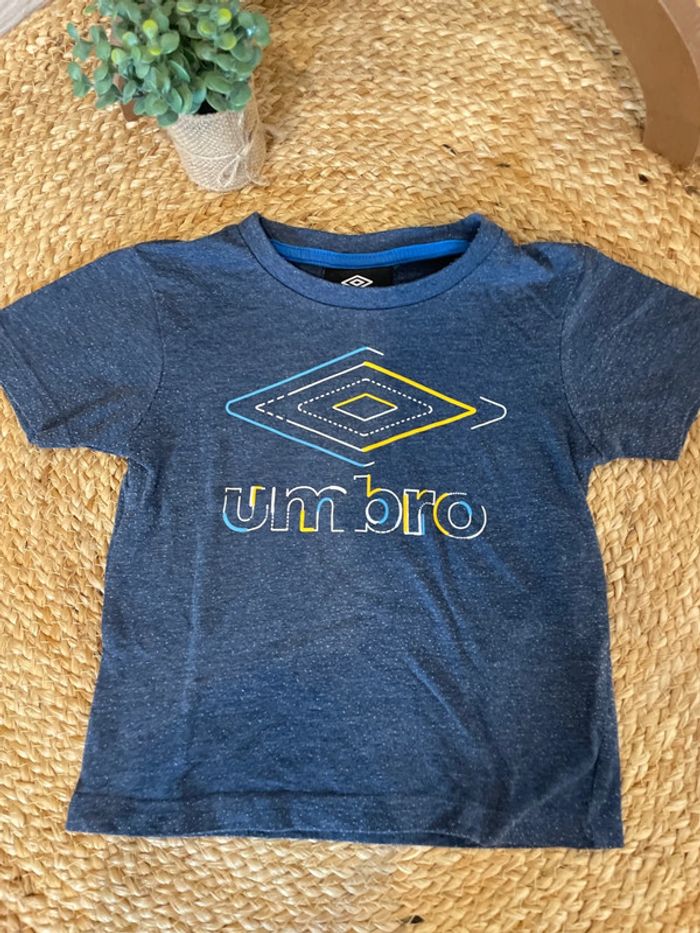 T shirt umbro 4 ans - photo numéro 2
