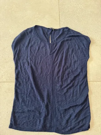 Haut navy More & More, très bon état, taille M