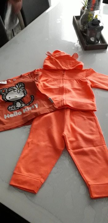 Jogging bébé fille