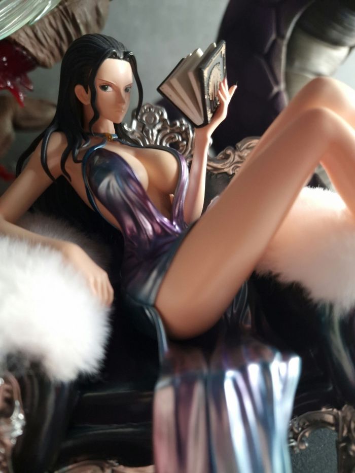 IN studio & IU studio Nico Robin - photo numéro 2