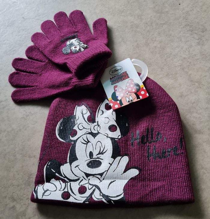 ensemble bonnet gants Minnie neuf - photo numéro 6