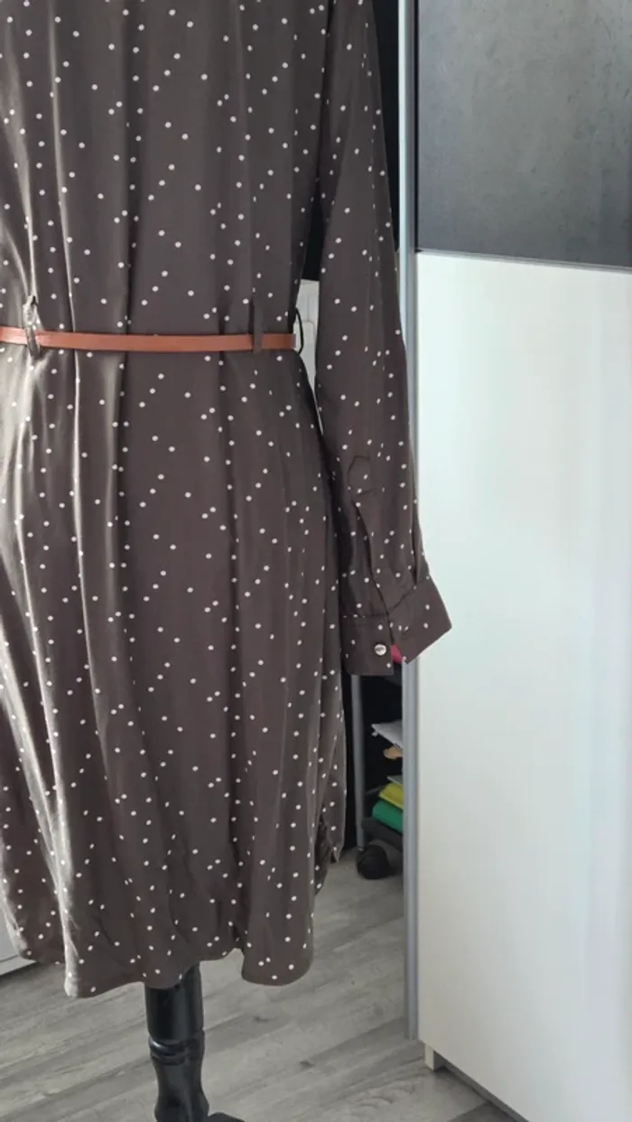Robe Chemise  kaki de chez Anna Karel en Taille 40/L - photo numéro 7