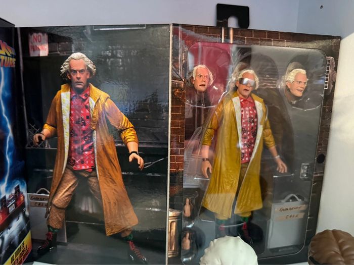 Figurine retour vers le futur