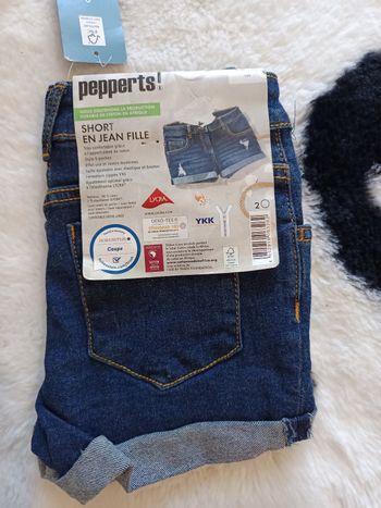 Short en jean fille  8 9 ans  Neuf