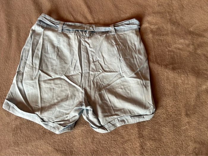 Short fluide - photo numéro 2