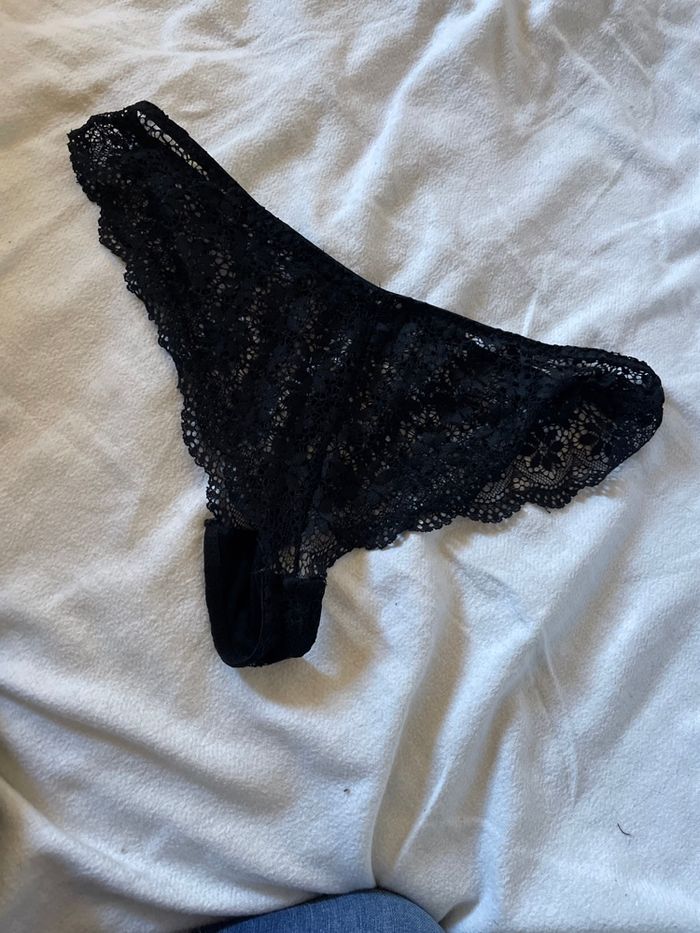 Tanga noir 1 - photo numéro 2