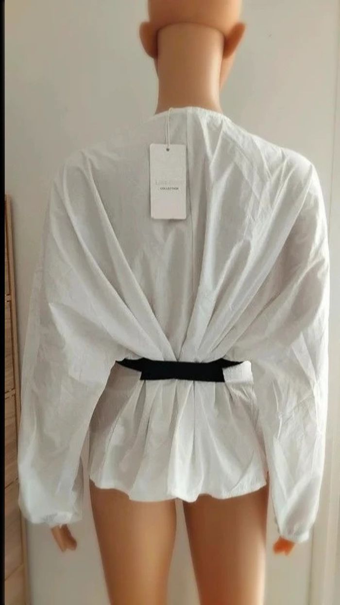 Chemise blanche ruban noir taille m/l - photo numéro 4