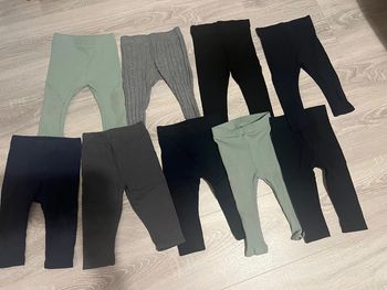 Lot de 16 leggings 12 mois