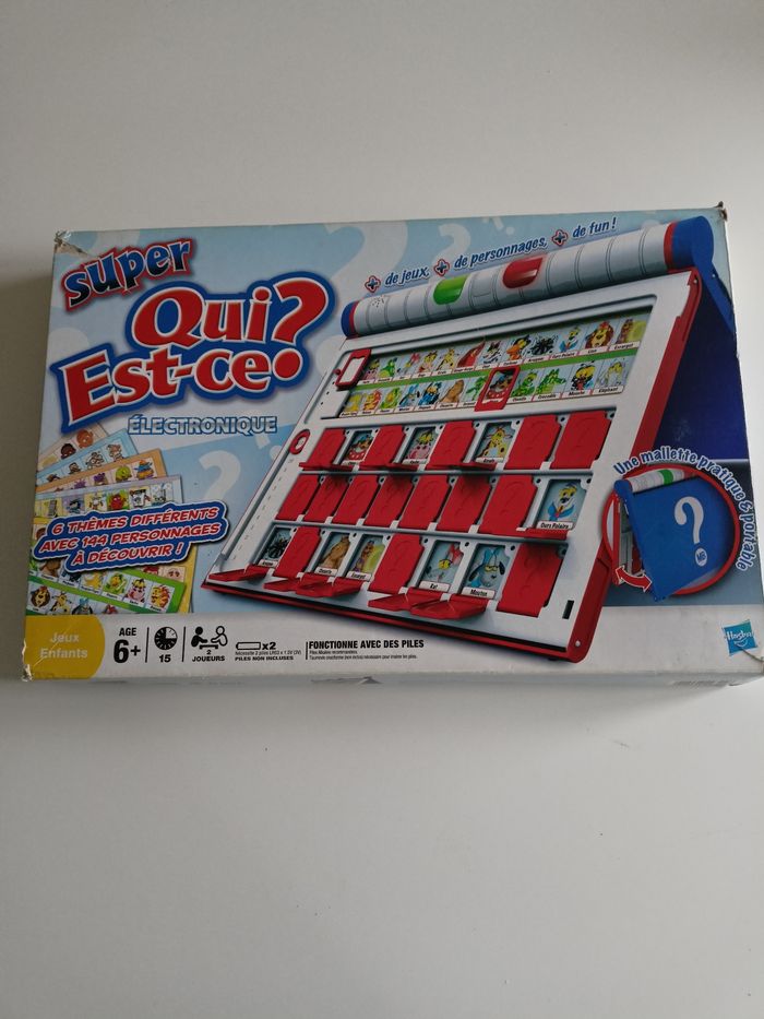 Super qui est ce ? Électronique hasbro fonctionne