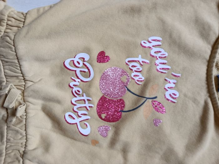 Robe d'hiver marque Kiabi taille 10 ans - photo numéro 2