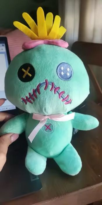 Peluche Souillon / Scrump (doudou de Lilo & Stitch) 22cm NEUVE