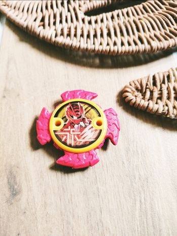 🌟 Power rangers ninja steel étoile ishiban badge en mousse ranger rouge jaune dino fury