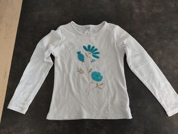 6 ans . tee-shirt manches longues