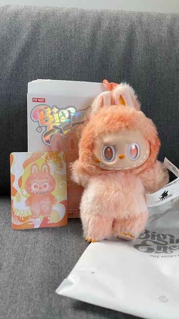 Labubu Big Into Energy Happiness
