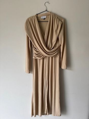 👗 robe beige- taille 40 - neuf sans étiquette - Closet london asos