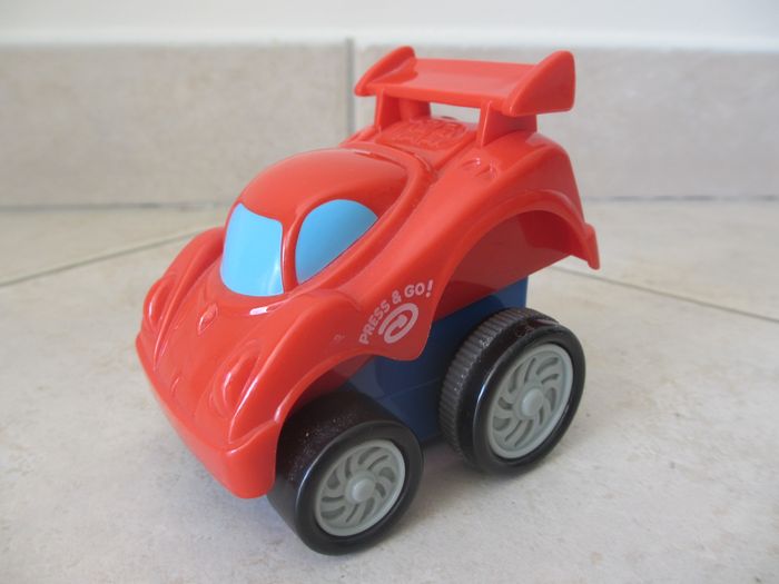 Voiture à friction Press and Go