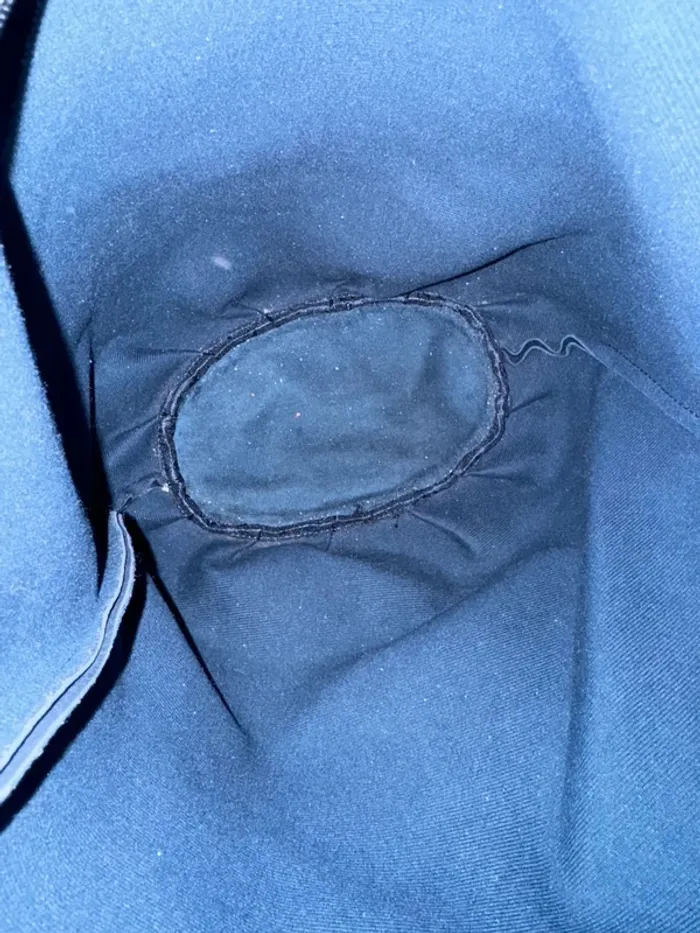 Sac seau navy, très bon état, 44x30cm - photo numéro 3