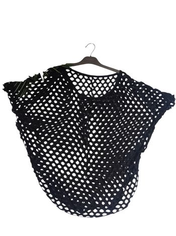 Haut noire resille taille unique