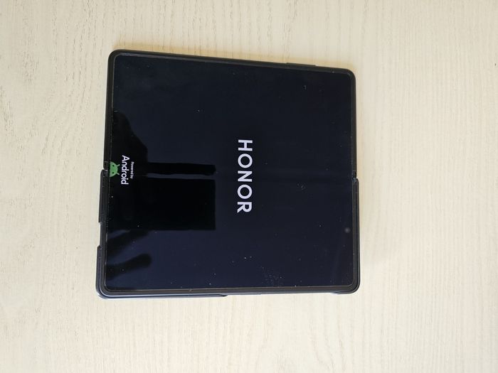 HONOR MAGIC V3 - ETAT NEUF - Boîte et Facture - photo numéro 8