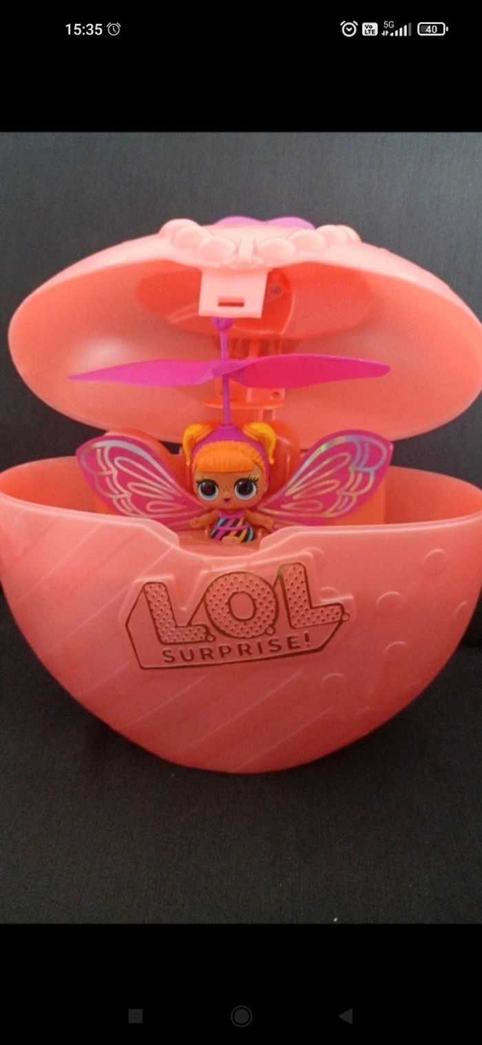 Poupée lol surprise volante