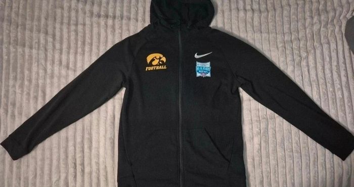 Gilet Nike noir taille M - photo numéro 2