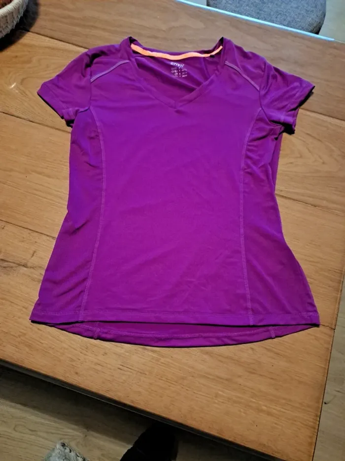 Ensemble de sport legging et t shirt - photo numéro 4