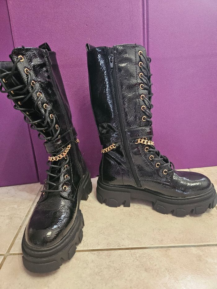 Bottes vernis 36 - photo numéro 3