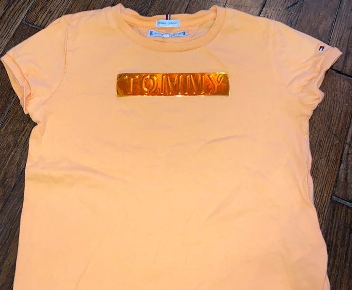 T-shirt Tommy Hilfiger  8 ans - photo numéro 2