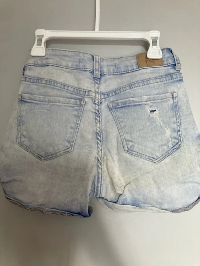 Short en jean Bershka XXS / 32 – effet usé vintage – très court - photo numéro 8