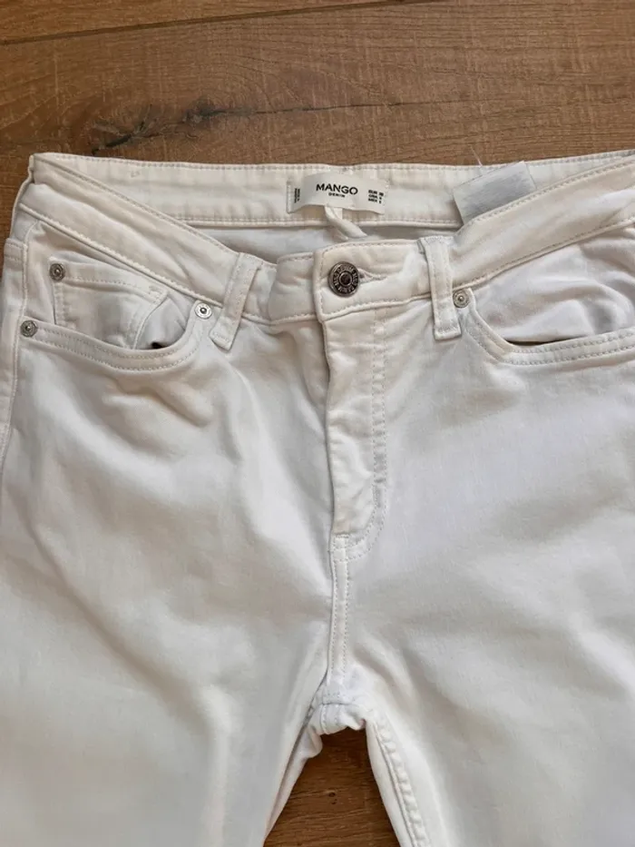 Jean mango