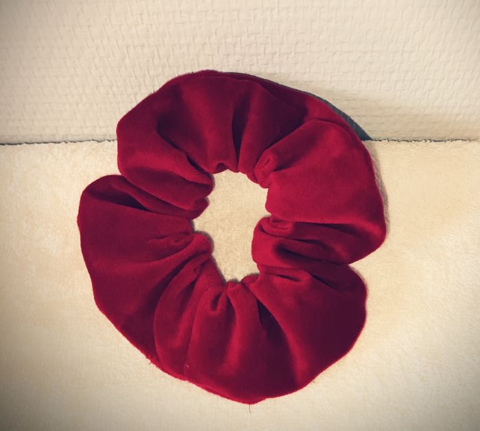 Chouchou velours rouge bordeaux