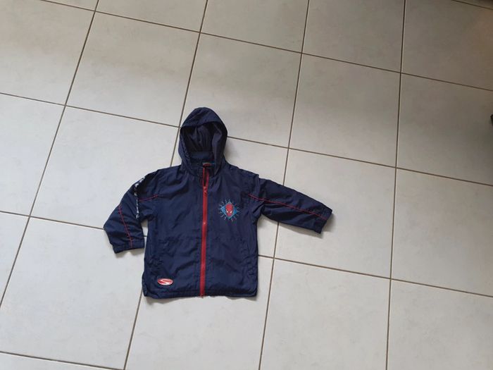 Blouson imperméable spiderman 6 ans V10