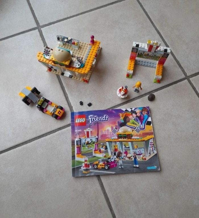 Lego friends