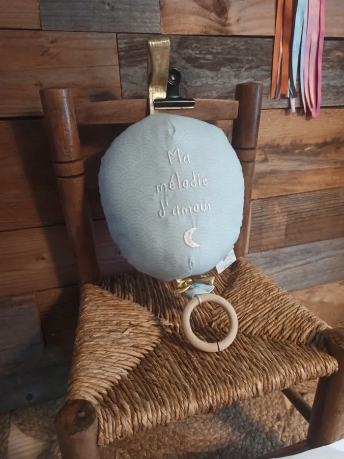 Peluche coussin ballon musical atmosphera tbe - photo numéro 2