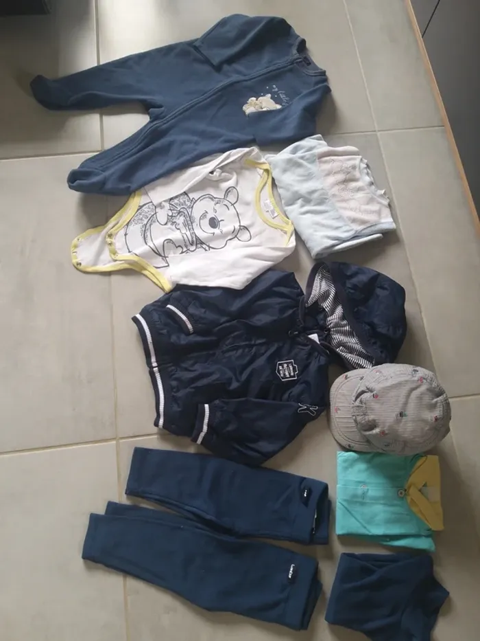 Lot garçon en 12 mois