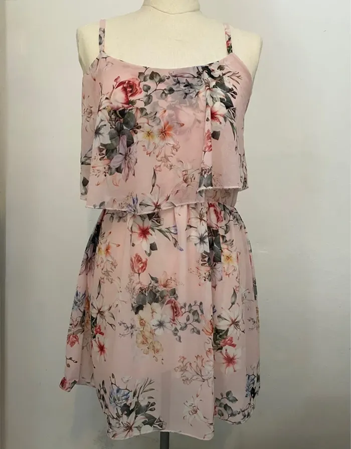 Robe fleurie rose – Taille M