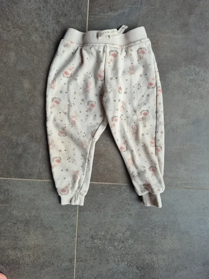 Lot de vêtements 18 mois fille - photo numéro 14