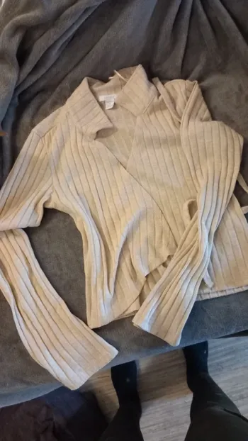 Pull amisu taille M