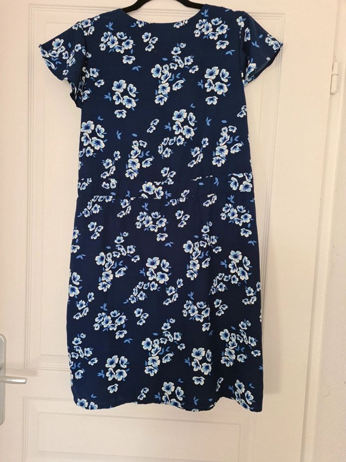 Robe bleue fleurie - photo numéro 4