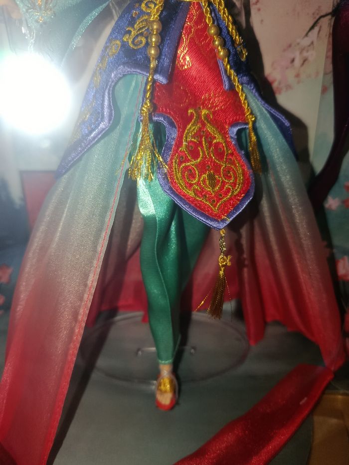 Poupée Disney édition limitée Mulan designer - photo numéro 6
