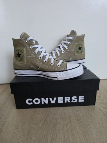 Converse neuve 