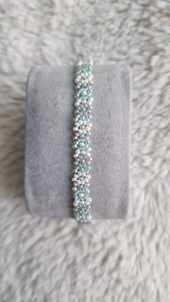 Bracelet motif fleurs été