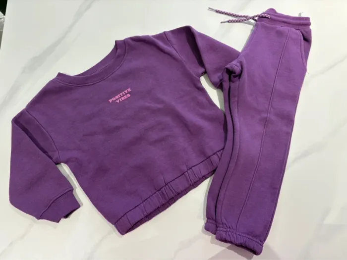 Ensemble training pull + bas molletonné mauve 98/104 cm Zeeman - photo numéro 2
