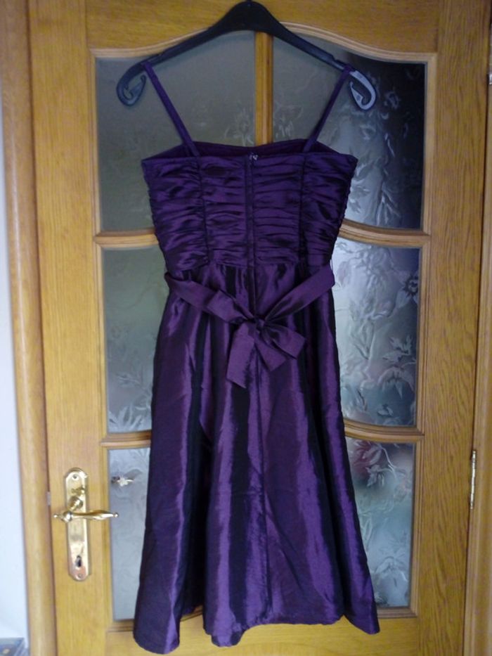 Robe de soirée mi-longue mauve - photo numéro 2