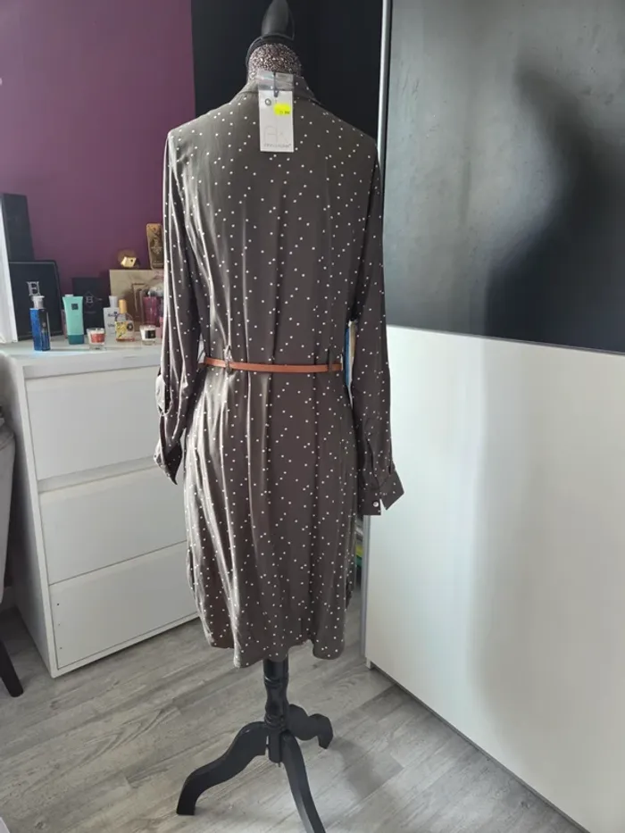 Robe Chemise  kaki de chez Anna Karel en Taille 40/L - photo numéro 4