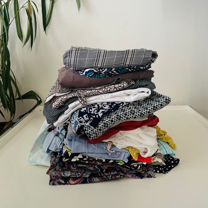 Lot 26 vêtements Femme. Toutes tailles