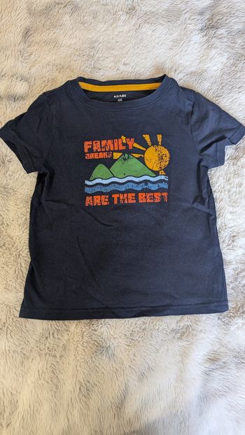 T-Shirt Kiabi taille 4 ans