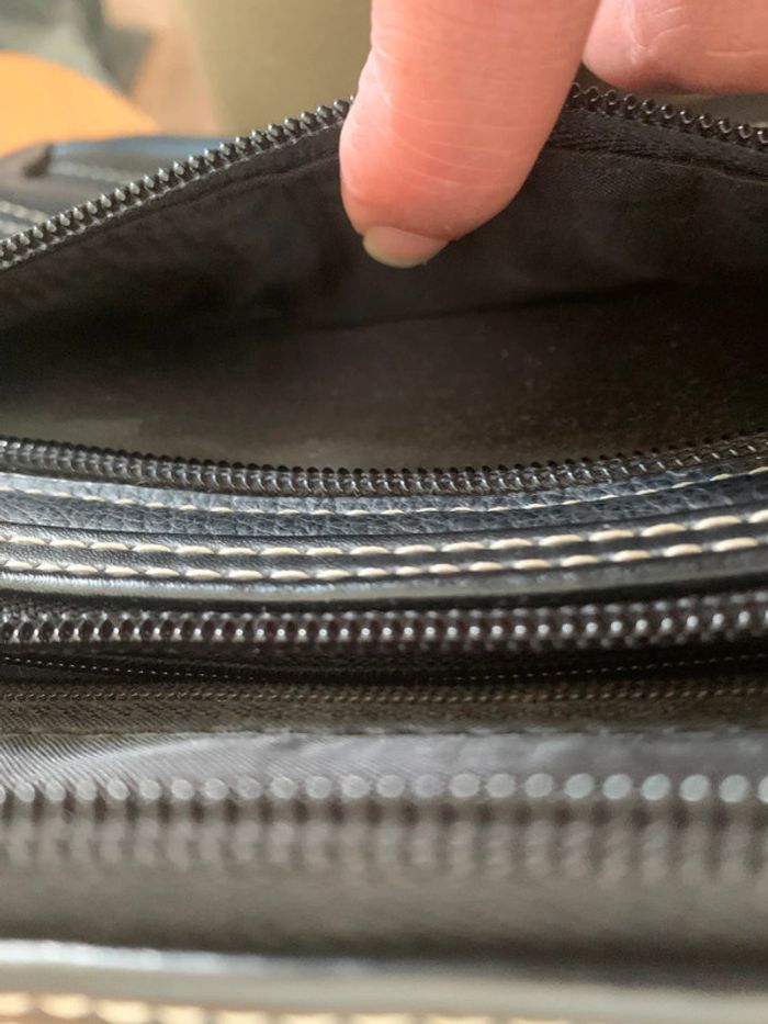 Sac à main noir très bon état - photo numéro 5